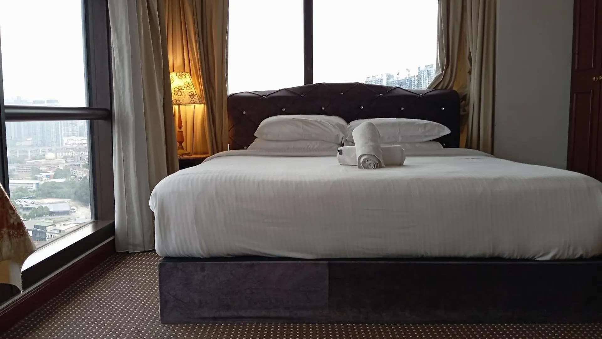 Maga Service Suite Times Square Kl Kuala Lumpur